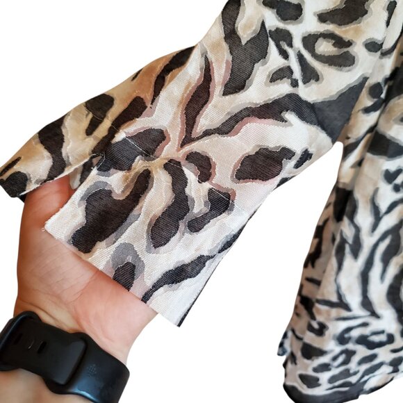 Alfred Dunner Tiger Print Button Up Collard Blouse 20W - Picture 4 of 14